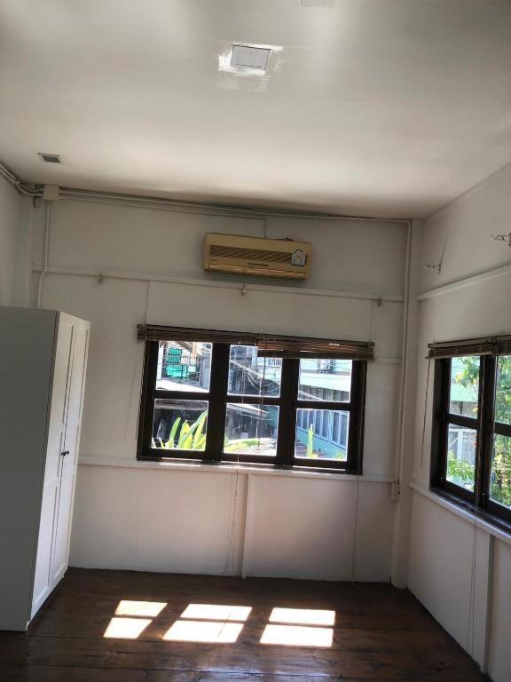 A Pousada Nearthepark Backpack House Chiang Mai Exterior foto